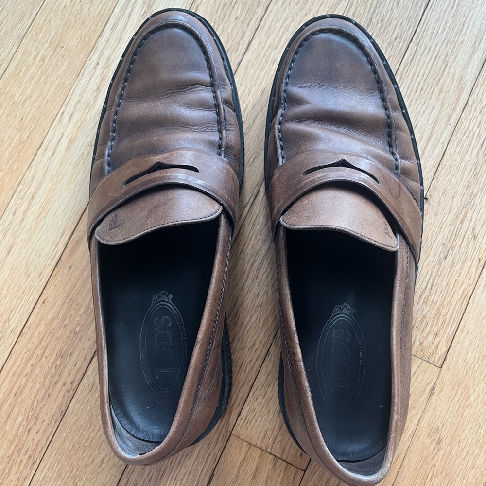 Tod's Rich Brown Leather Loafers